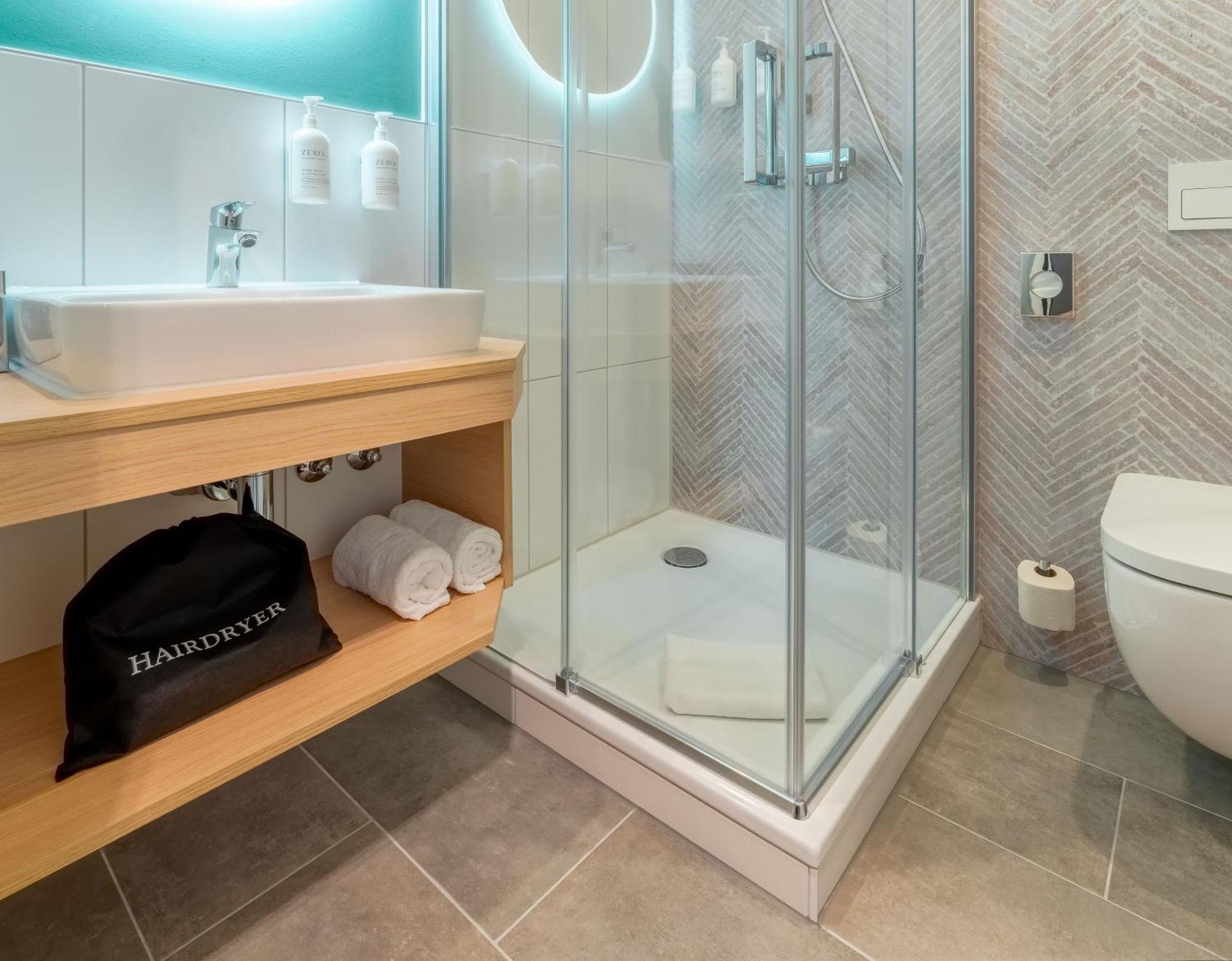 Hotel Spark By Hilton Stuttgart Sindelfingen