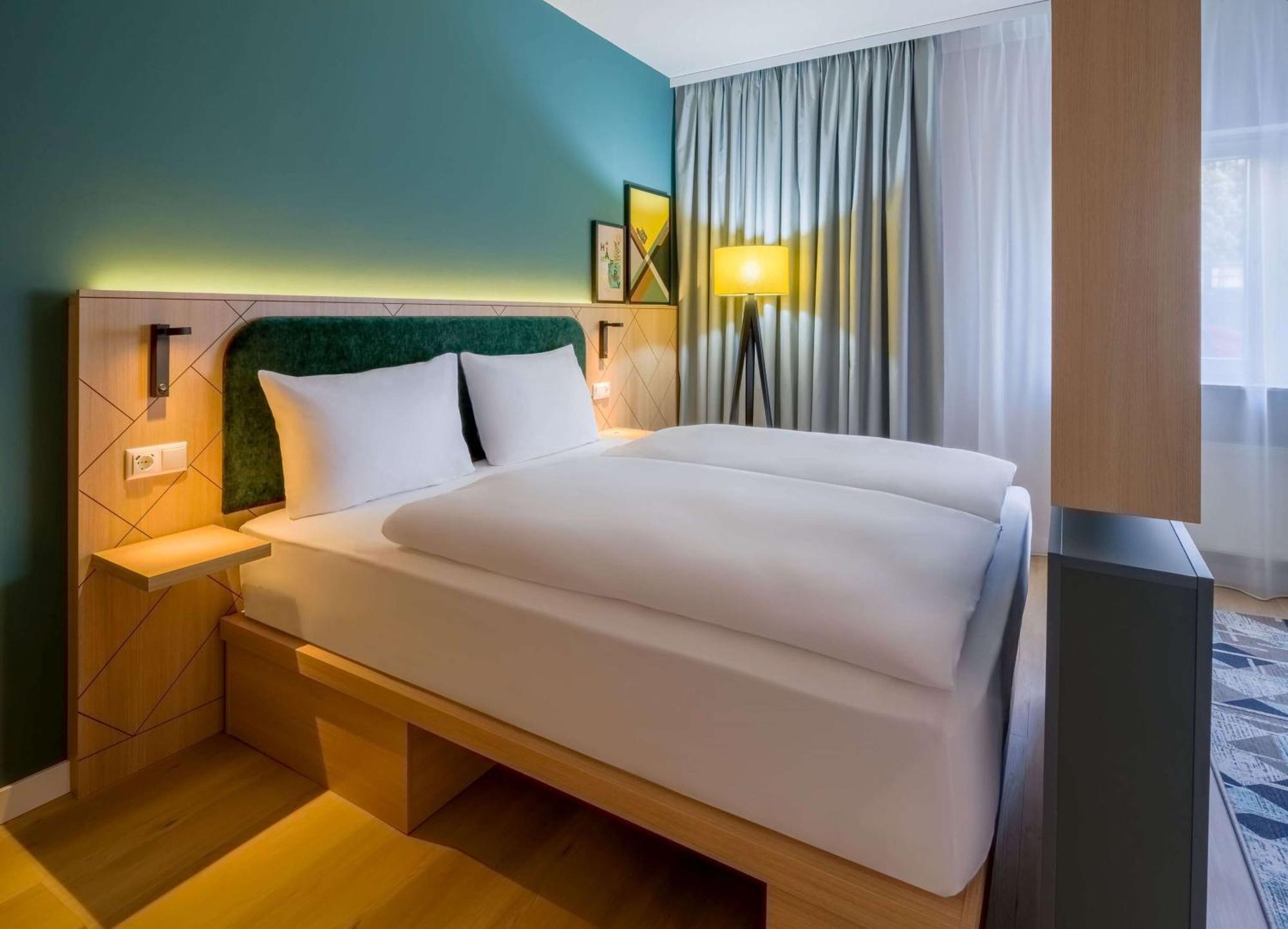 Spark By Hilton Stuttgart 3*