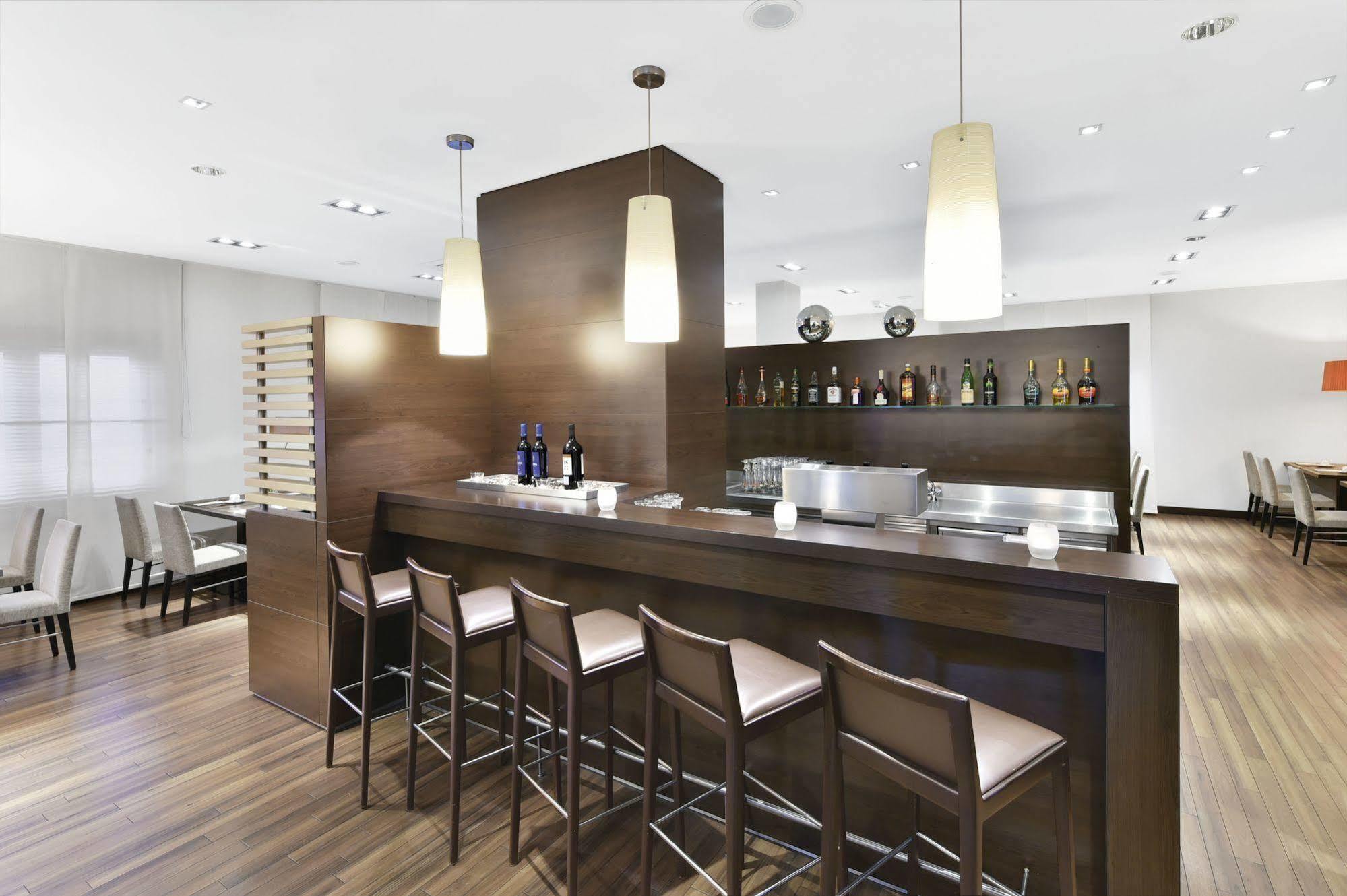 Spark By Hilton Stuttgart Hotel