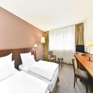 Hotel Spark By Hilton Stuttgart Sindelfingen